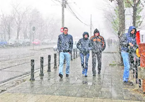 A venit frigul! Temperaturile au scăzut şi cu 20°C