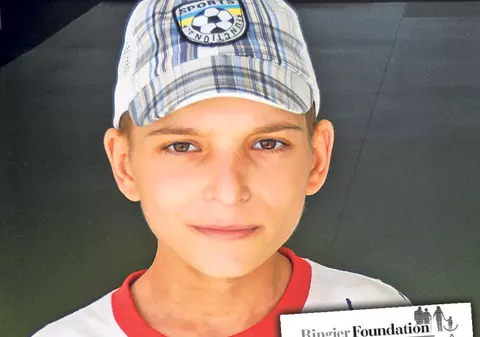 Paul suferă de cancer rinofaringian şi are nevoie urgentă de ajutor. Medicamente în schimbul unei vieţi