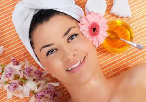 Arma secretă a starurilor de la Hollywood: mierea 