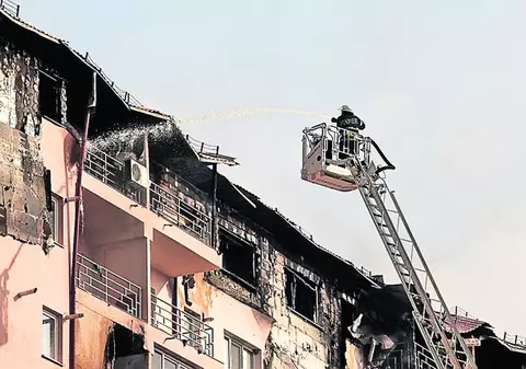Incendiul de la Confort City, provocat de un scurtcircuit?