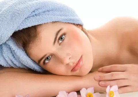 7 plante care îți păzesc pielea 