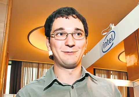 N-a muncit nici o zi, dar vrea 800 € salariu. Tinerii care s-au călcat în picioare la Târgul de joburi «Angajatori de top» au lăsat acasă modestia