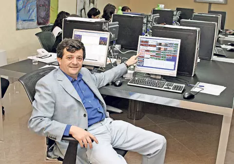 Oare cât de mare e tunul dat de Sima? Megaescrocheria de care e acuzat brokerul care ar fi ţepuit clienţi cu ştaif continuă să facă vâlvă