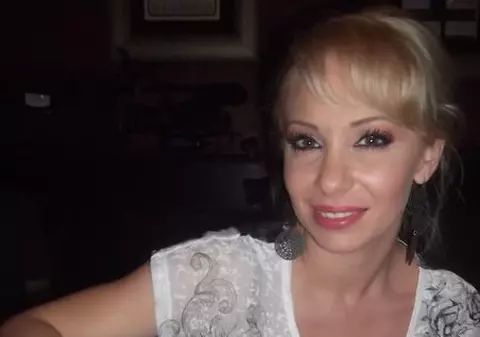 Sylvie şi-a cumpărat perle din croazieră | FOTO