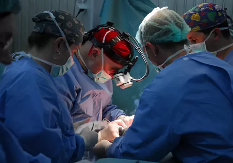 Mâine se împlinesc 20 de ani de la primul transplant de rinichi, făcut la Cluj