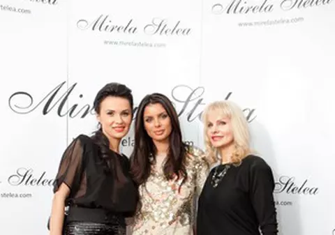 EXCLUSIV/ Anastasia Lazariuc a strâns toată familia în jurul ei. Petrece cu Ileana, dar și cu fiul său și copiii lor