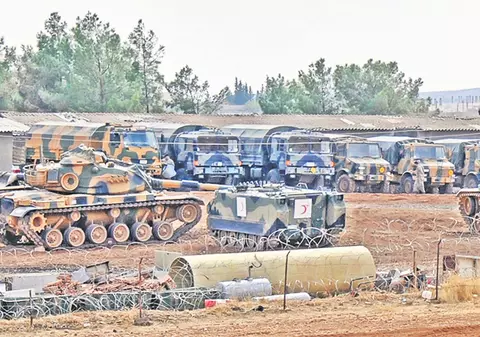 Armata turcă şi-a concentrat trupele la graniţa cu Siria