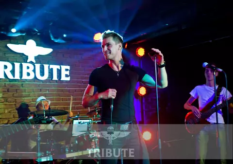 UPS! La concertul lui Bogdan Vlădău, Mihaela Drafta și-a făcut apariția alături de alt bărbat! 