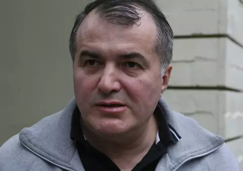 Florin Călinescu, OBLIGAT să poarte SUTIEN:  "Acum mi-am dat seama cât de complicat e să fii femeie"