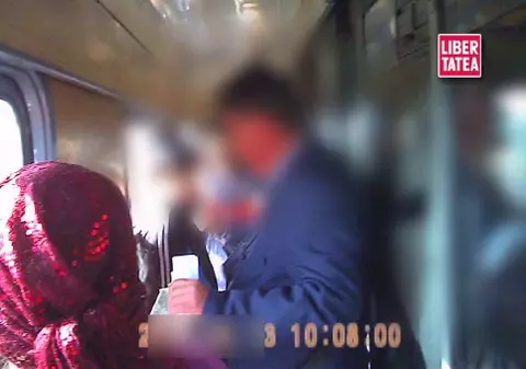 REPORTAJ CU CAMERA ASCUNSĂ | Cum a motivat unul dintre "naşi" faptul că ia mită de la călători