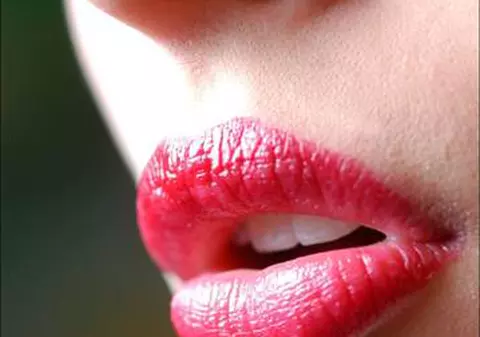 Senzaţia de gură uscată poate fi semn de boală