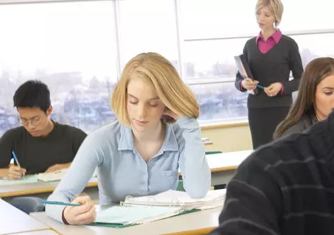 O nouă materie va fi studiată în licee, de anul viitor 