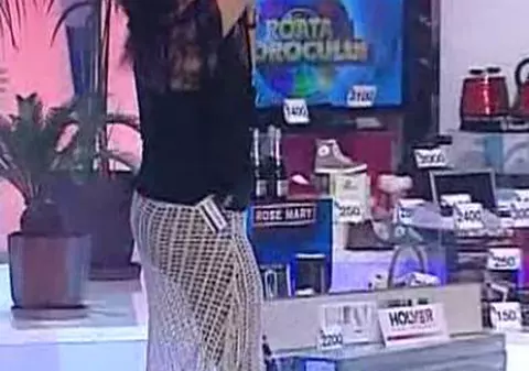 Minodora, ÎNTR-O FORMĂ de ZILE MARI! UITE CE POATE face de când A SLĂBIT peste 20 de KILOGRAME