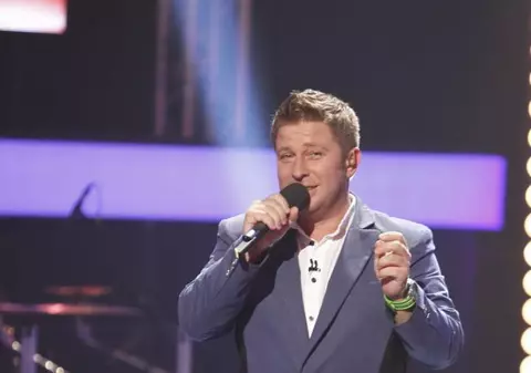 LA AŞA CEVA CHIAR NU TE AŞTEPTAI! Pavel Bartoş, CONCURENT la "Vocea României"!