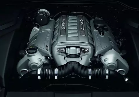 Porsche lansează cel mai puternic Cayenne de serie, noul Turbo S
