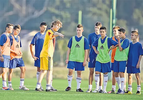 Florin Răducioiu a dat în mintea copiilor