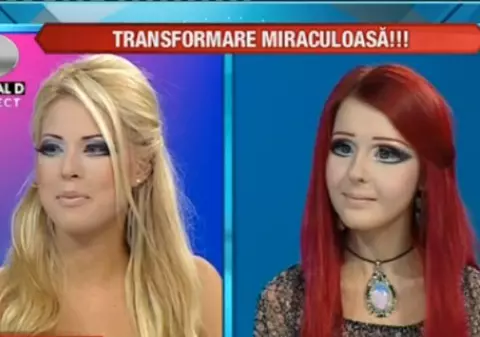 O vedetă de la noi, TRANSFORMATĂ ÎN PĂPUŞĂ-VIE. O recunoşti? FOTO