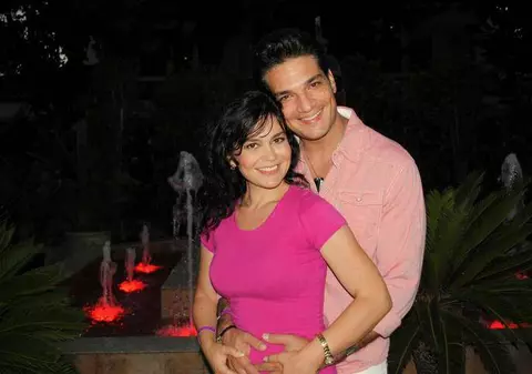 Simona Bălănescu şi Rareş Dragomir TREC PRINTR-O TRAGEDIE! "Inima copilului A ÎNCETAT SĂ BATĂ"