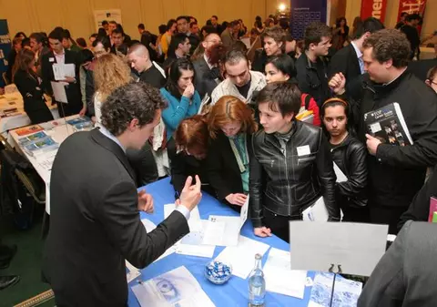 Începe cel mai mare târg de joburi din România