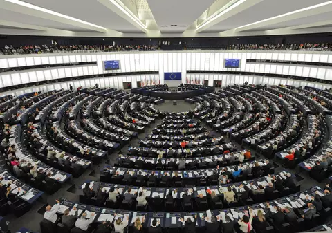 EXCLUSIV / Europarlamentarii români, despre ”Europa cu mai multe viteze”. Ce reacție ar trebui să aibă țara noastră