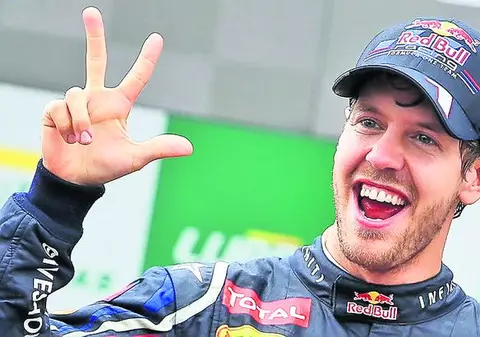 Superstiţia secretă a lui Sebastian Vettel, cel mai tânăr triplu campion mondial din istoria Formulei 1: nu-şi schimbă niciodată boxerii după ce a câştigat o cursă