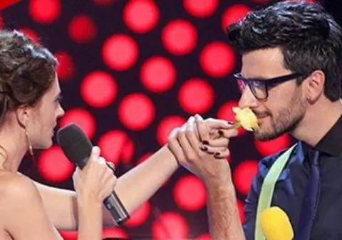 "Asta e prima TELENOVELĂ de la Vocea României!" Vezi ce l-a făcut pe Brenciu să exclame asta! FOTO