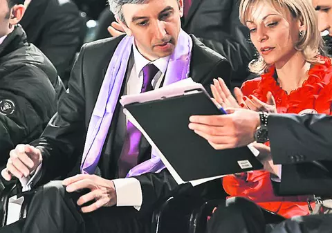 Blonda lui Diaconescu vrea un loc în Parlament