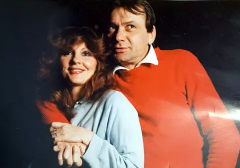 DEZVĂLUIRI EXCLUSIVE! Interesanta poveste de iubire dintre Cornelia şi Cornel Patrichi | FOTO  