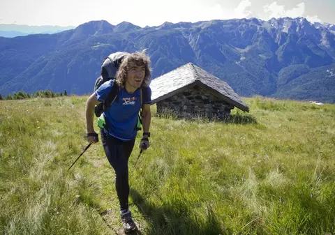 El e singurul roman care va participa la Red Bull X-ALPS