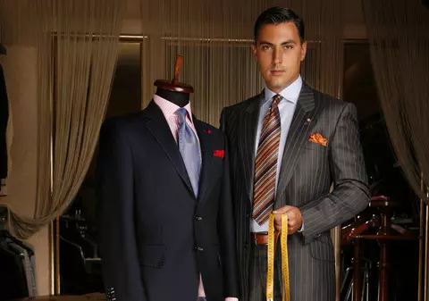 Alexandru Ciucu a conceput Decalogul vestimentar al oamenilor de afaceri. Vezi care sunt cele 10 porunci!