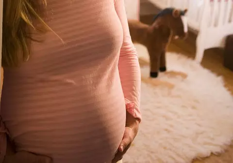 Legătura dintre autism și stările febrile ale mamei în perioada sarcinii