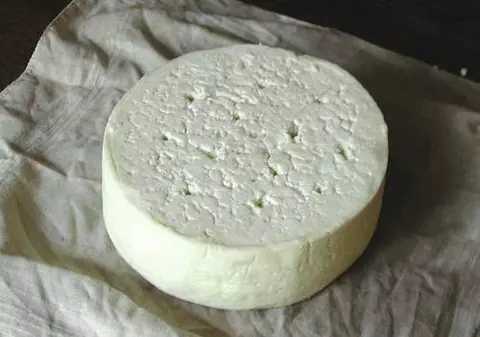 Brânza "pule" e făcută din lapte de măgar şi COSTĂ O AVERE! 