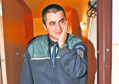 Cristian Cioacă s-a întors astăzi la serviciu! Colegii l-au întâmpinat cu încurajări
