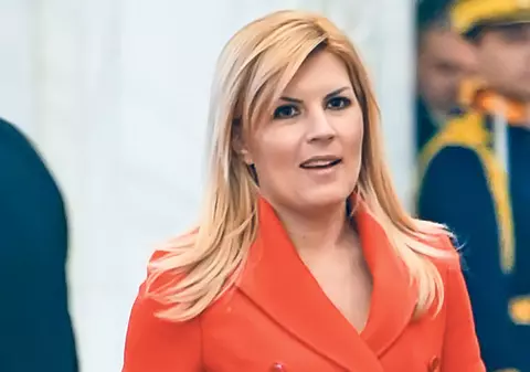 Udrea construieşte o cruce de 25 de metri, în comuna Ion Creangă