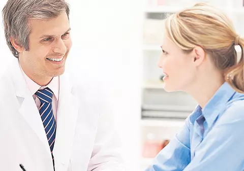 Sindromul ovarelor polichistice: simptomele care ar trebui să te trimită la doctor 