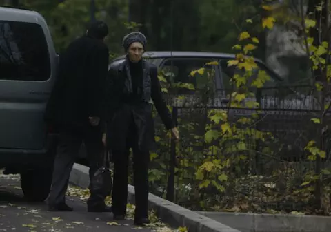 EXCLUSIV - O MAMĂ ÎNDURERATĂ | Cât de mult semăna ŞERBAN IONESCU cu mama sa