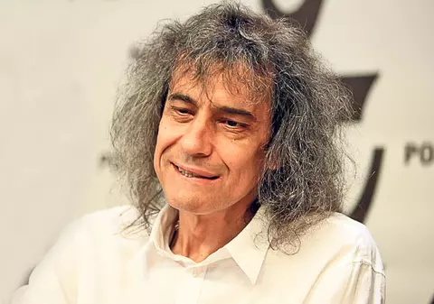 Minculescu, cu ficatul la control | Rockerul vrea să ceară permisiunea medicilor să se întoarcă pe scenă