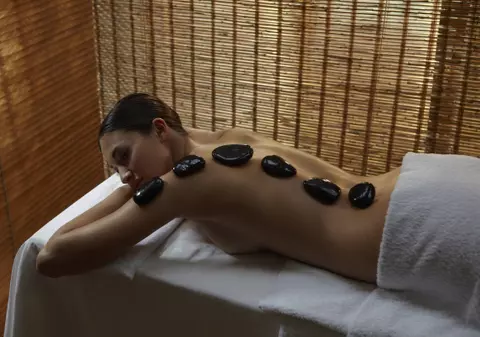 Terapia cu pietre vulcanice