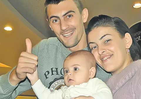 Şi-a botezat copilul în memoria lui Marian Cozma