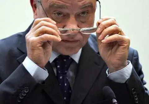 Mircea Sandu şi primarul Neculai Onţanu se implică în educarea copiilor străzii