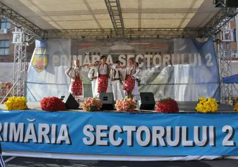 Spectacole folclorice şi muzică rock în acest weekend în Bucureşti