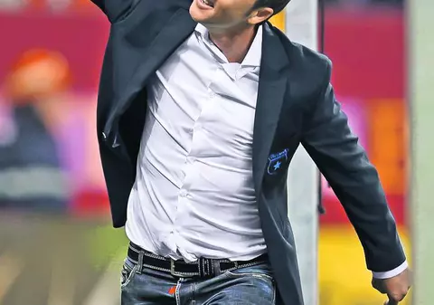 EXCLUSIV! MM Stoica, LA PUŞCĂRIE cu ZÂMBETUL PE BUZE | FOTO