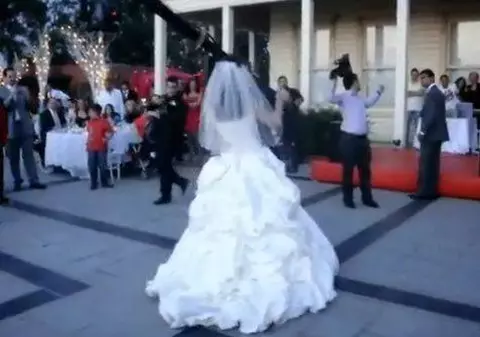 Numărul căsătoriilor a crescut, iar al divorţurilor a scăzut