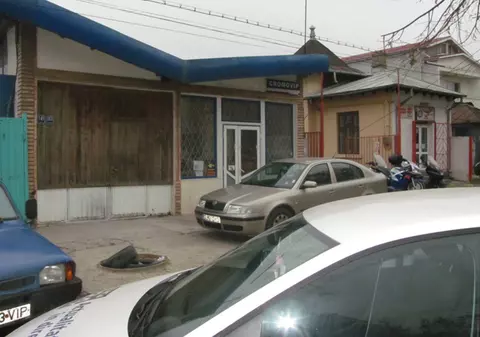 S-au împuşcat după ce s-au certat pe Facebook din cauza unei fete