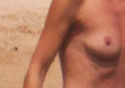 Heidi Klum, TOPLESS la PLAJĂ. Îți place cum arată? | FOTO