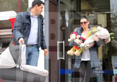 Ellie White, proaspăt mămică: "A fost ŞOCANT când l-am ţinut în braţe în prima oară. Tu eşti AL MEU?"