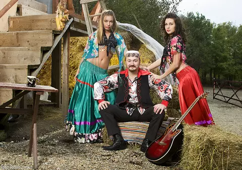 Radu Captari a petrecut Crăciunul într-o magazie, cu icre negre şi vodcă rusească - FOTO