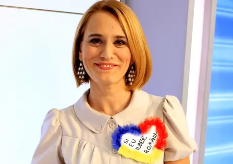 CÂND și CUM a CÂȘTIGAT Andreea Esca primii bani 