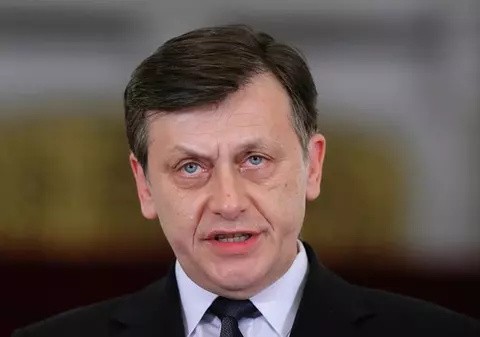 Alegeri parlamentare 2012: Vezi ce aşteptă Crin Antonescu de la români