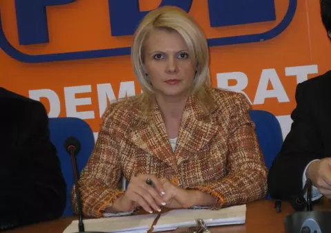 Soţul fostului ministru Claudia Boghicevici, internat la spital după ce ar fi fost BĂTUT de un bărbat din echipa USL